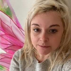 Meet your Posher, CKLo